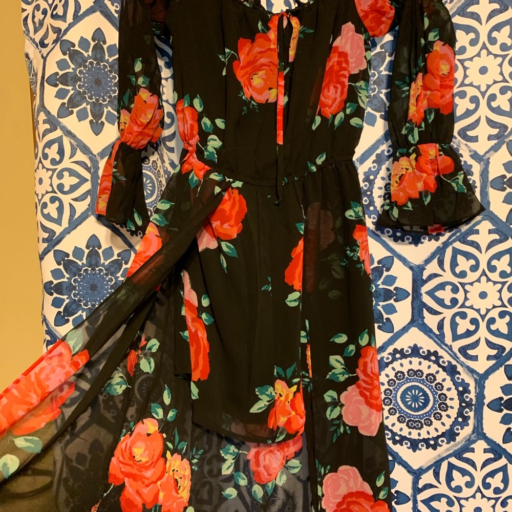 ❌🎉HP🎉❌Sequin Hearts Romper ❤️ NWT - Picture 4 of 9